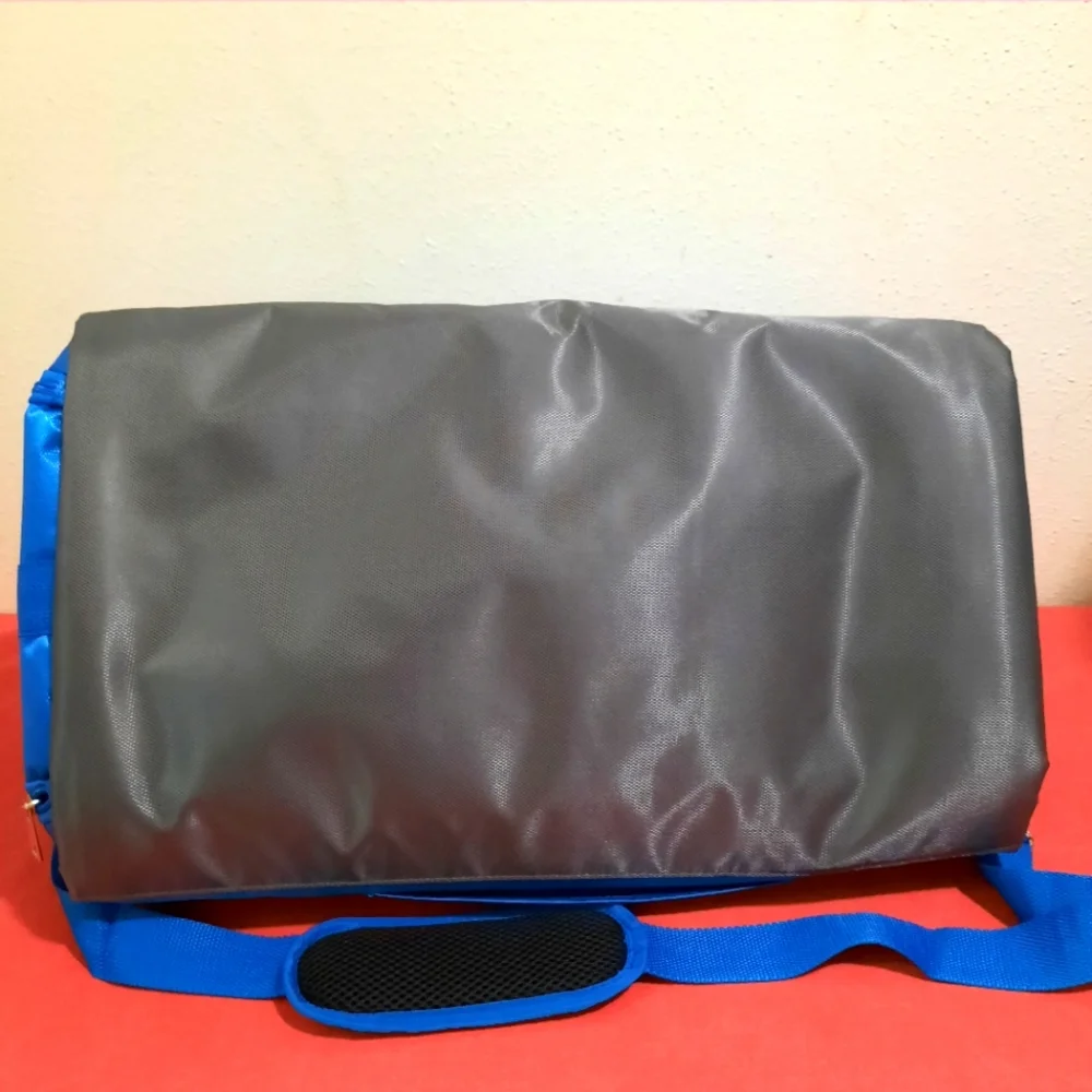 VACAYA blue garment bag